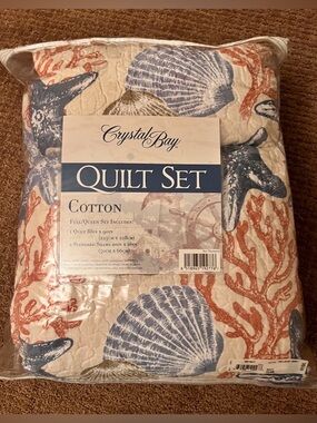 Cotton Quilt Set in Blue & Coral Shell Print